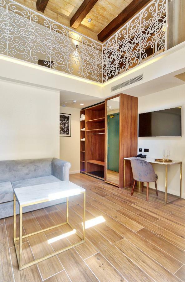 23 Boutique Hotell